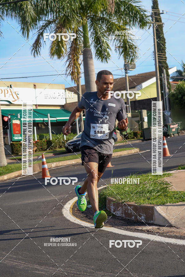 Buy your photos of the event11� Corrida Dahma on Fotop