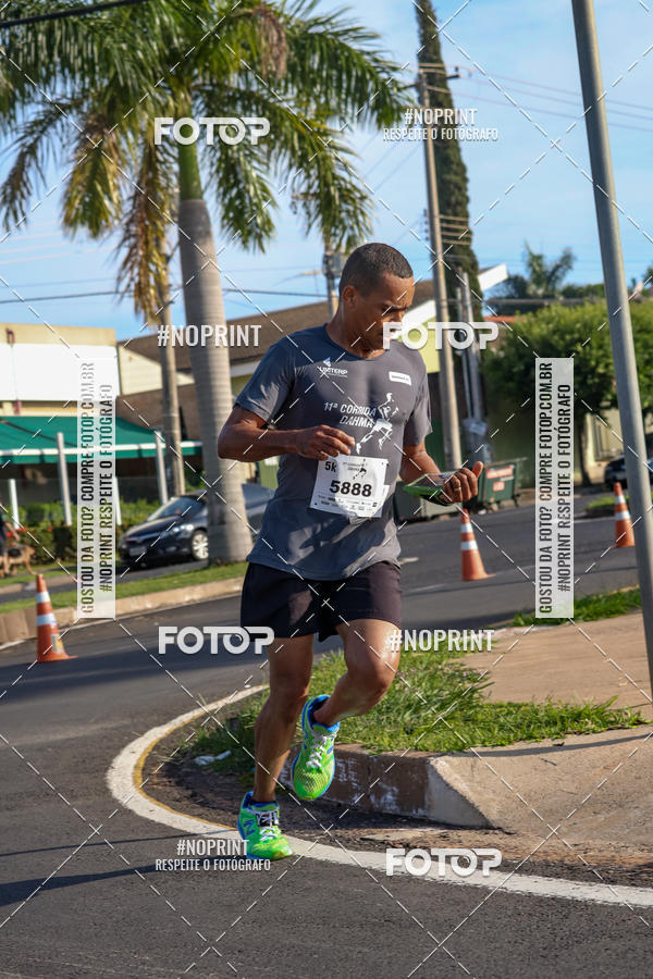 Buy your photos of the event11� Corrida Dahma on Fotop