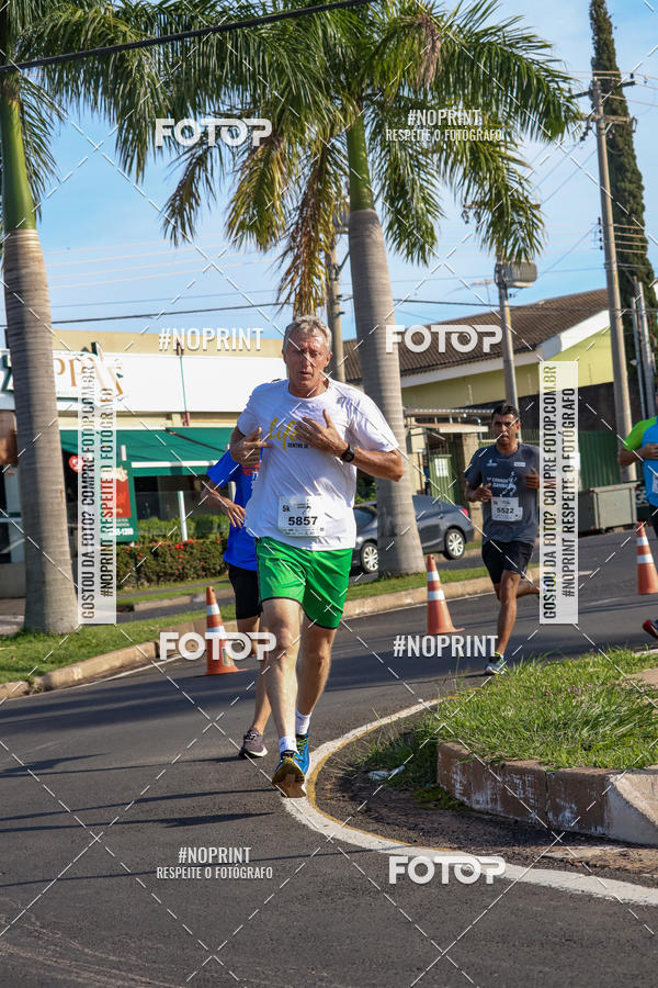 Buy your photos of the event11� Corrida Dahma on Fotop