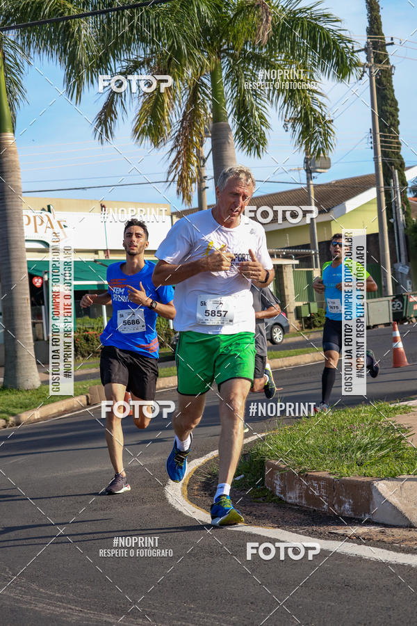Buy your photos of the event11� Corrida Dahma on Fotop