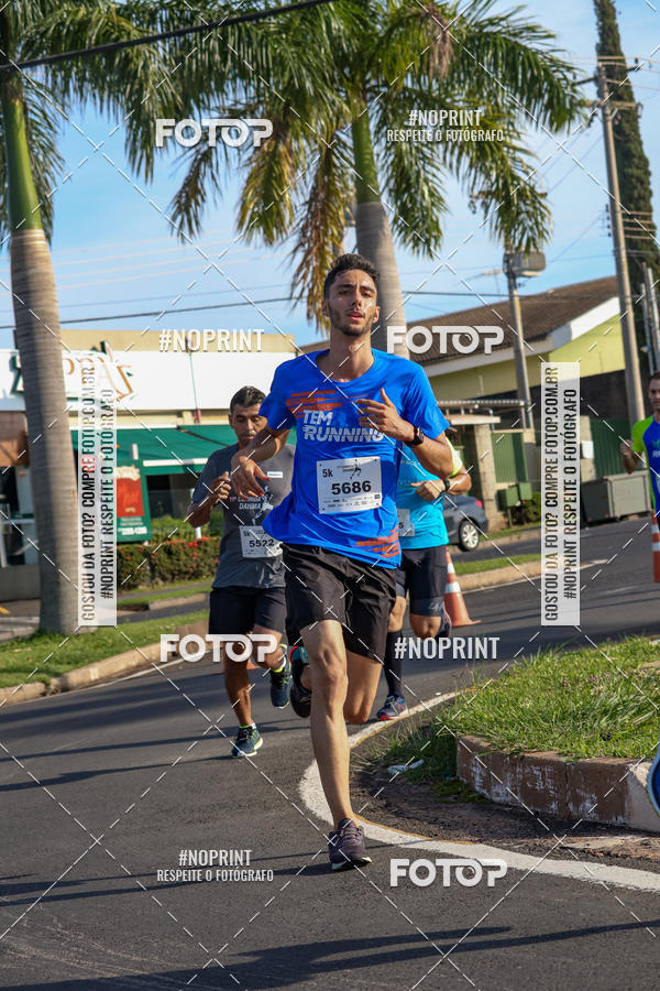 Buy your photos of the event11� Corrida Dahma on Fotop