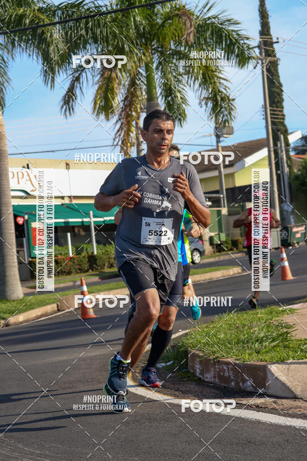 Buy your photos of the event11� Corrida Dahma on Fotop
