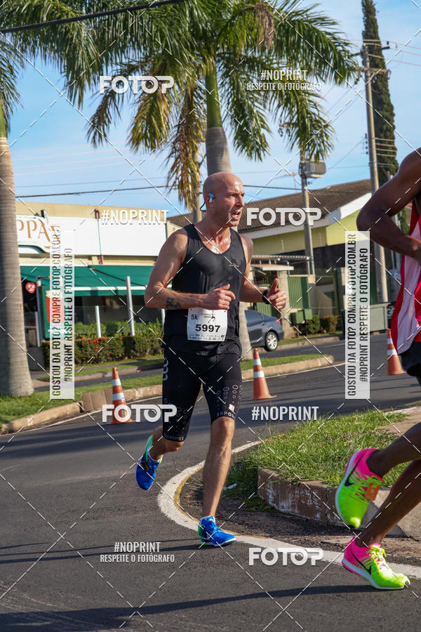 Buy your photos of the event11� Corrida Dahma on Fotop