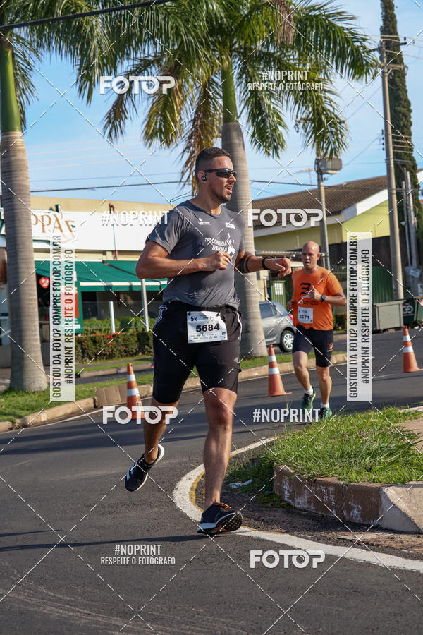 Buy your photos of the event11� Corrida Dahma on Fotop
