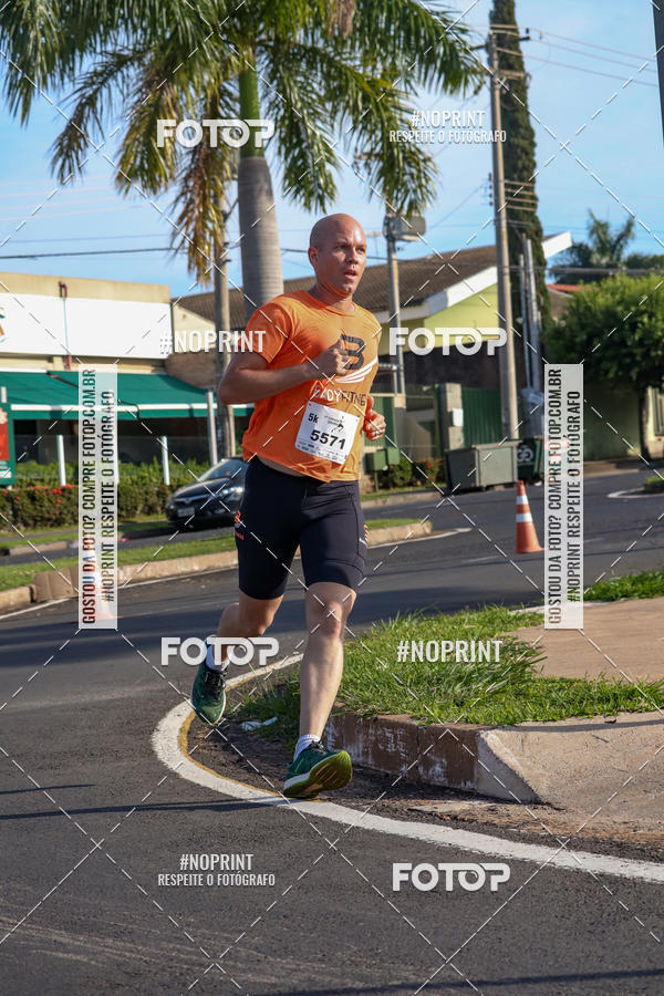 Buy your photos of the event11� Corrida Dahma on Fotop