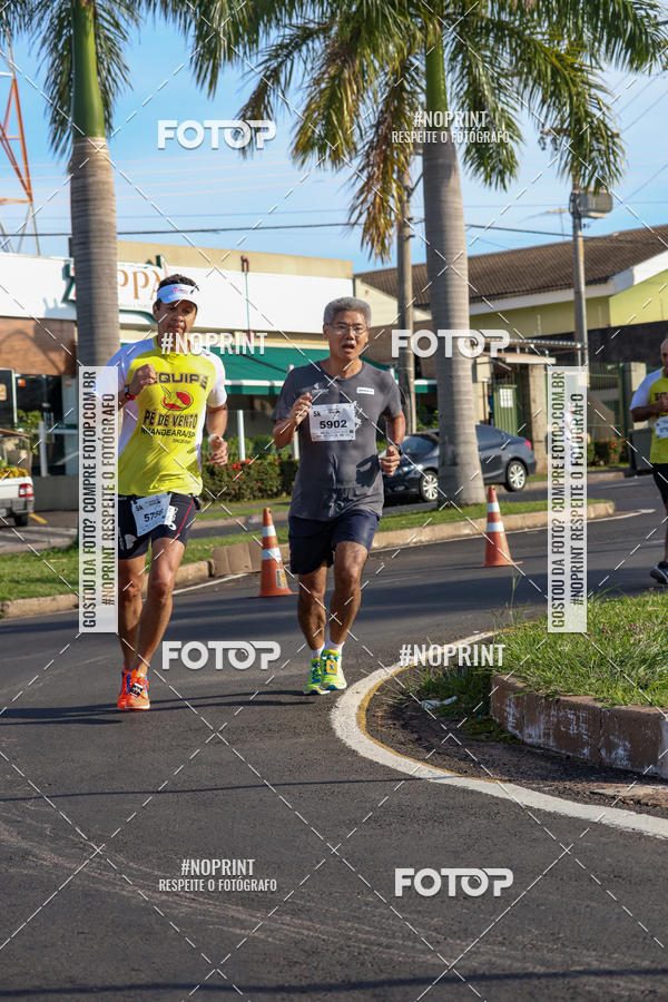 Buy your photos of the event11� Corrida Dahma on Fotop