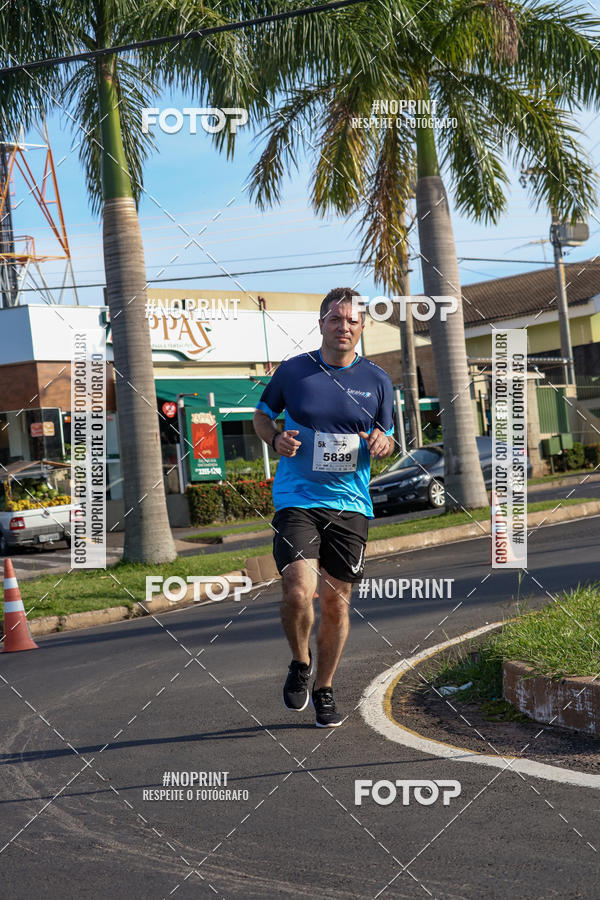 Buy your photos of the event11� Corrida Dahma on Fotop