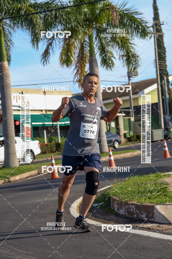 Buy your photos of the event11� Corrida Dahma on Fotop