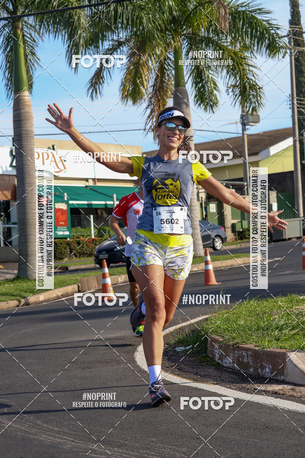 Buy your photos of the event11� Corrida Dahma on Fotop