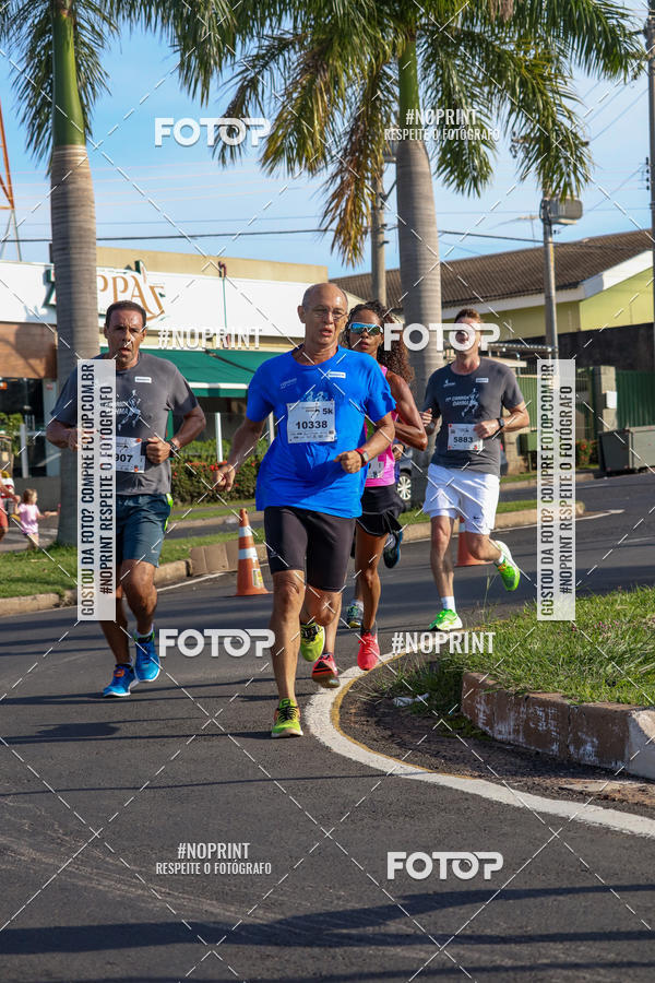 Buy your photos of the event11� Corrida Dahma on Fotop