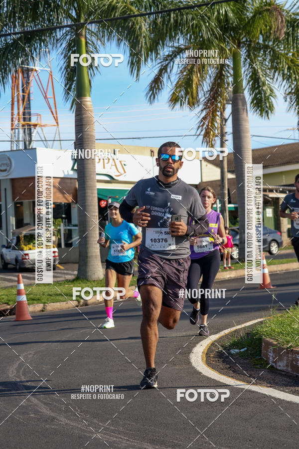 Buy your photos of the event11� Corrida Dahma on Fotop