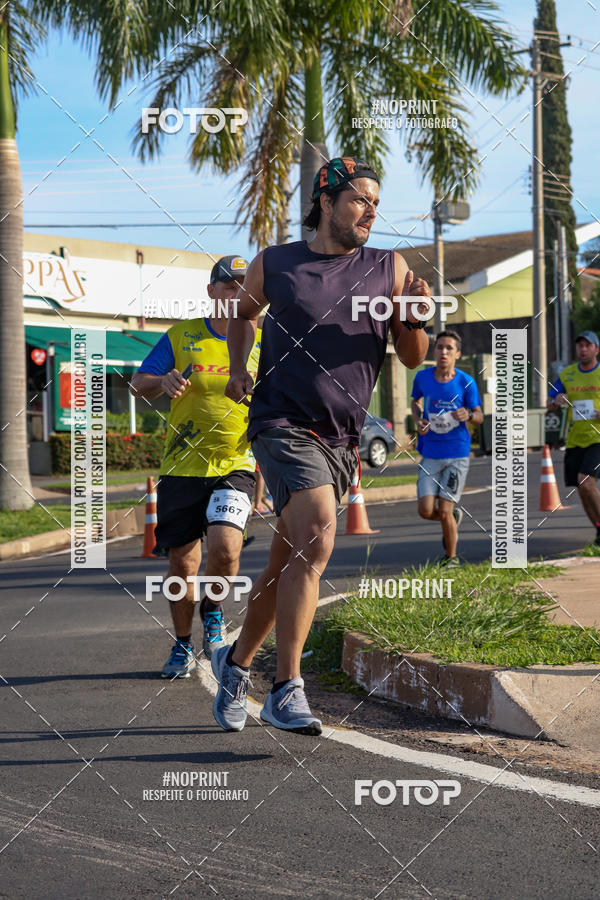 Buy your photos of the event11� Corrida Dahma on Fotop