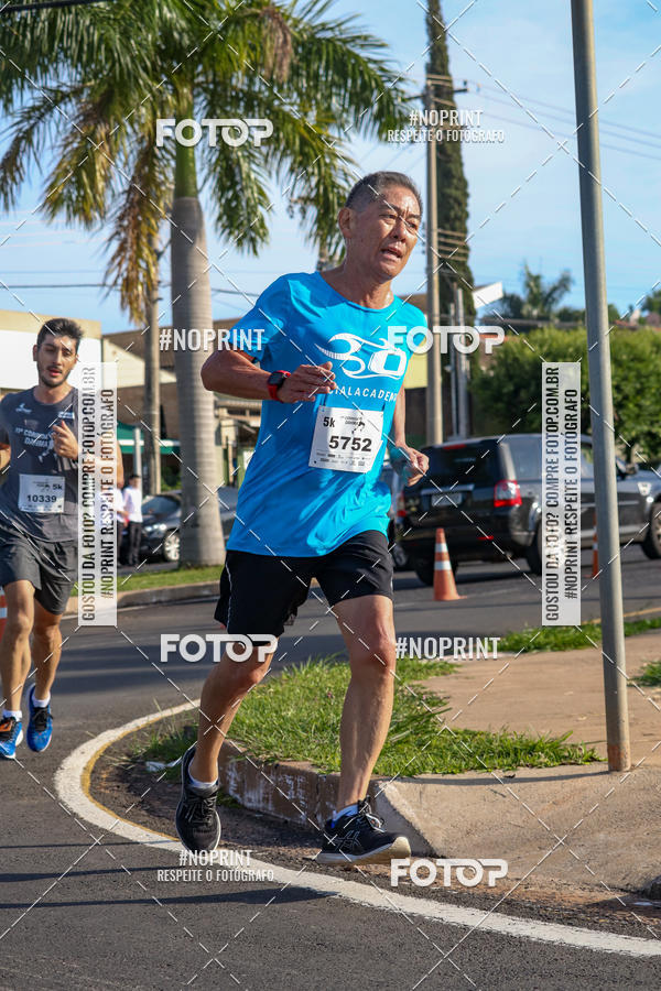 Buy your photos of the event11� Corrida Dahma on Fotop