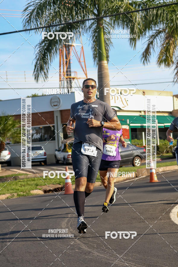 Buy your photos of the event11� Corrida Dahma on Fotop