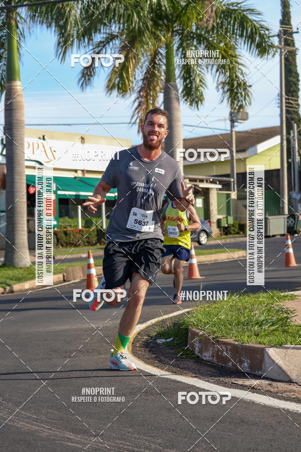 Buy your photos of the event11� Corrida Dahma on Fotop