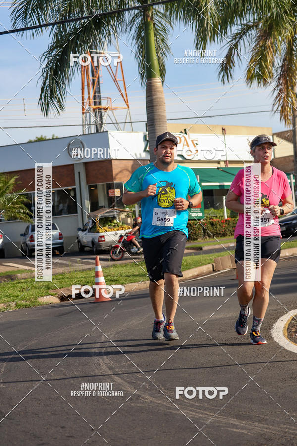 Buy your photos of the event11� Corrida Dahma on Fotop
