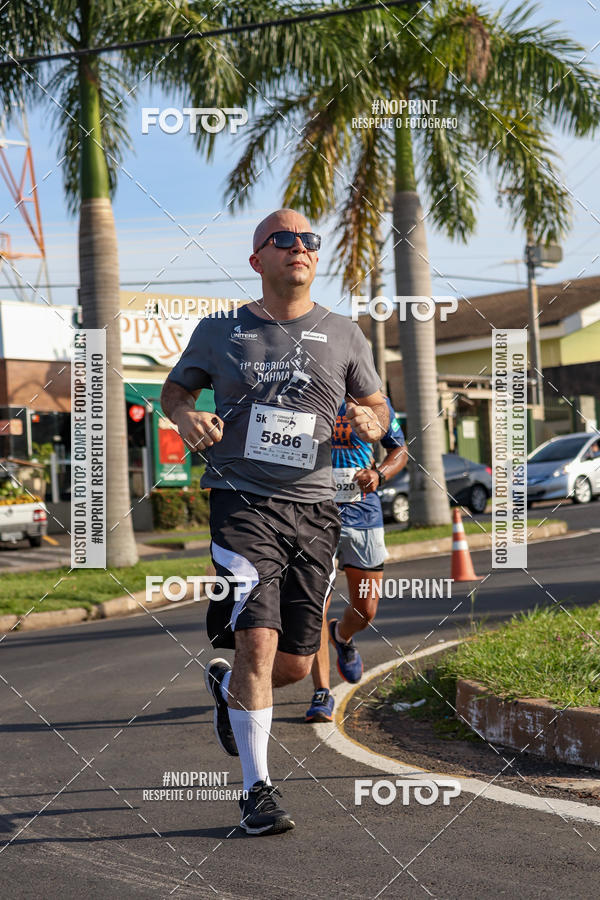 Buy your photos of the event11� Corrida Dahma on Fotop