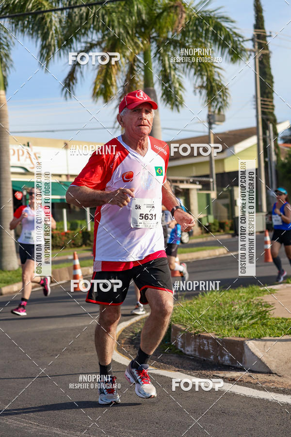 Buy your photos of the event11� Corrida Dahma on Fotop