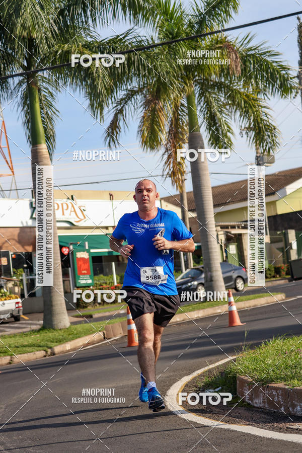 Buy your photos of the event11� Corrida Dahma on Fotop