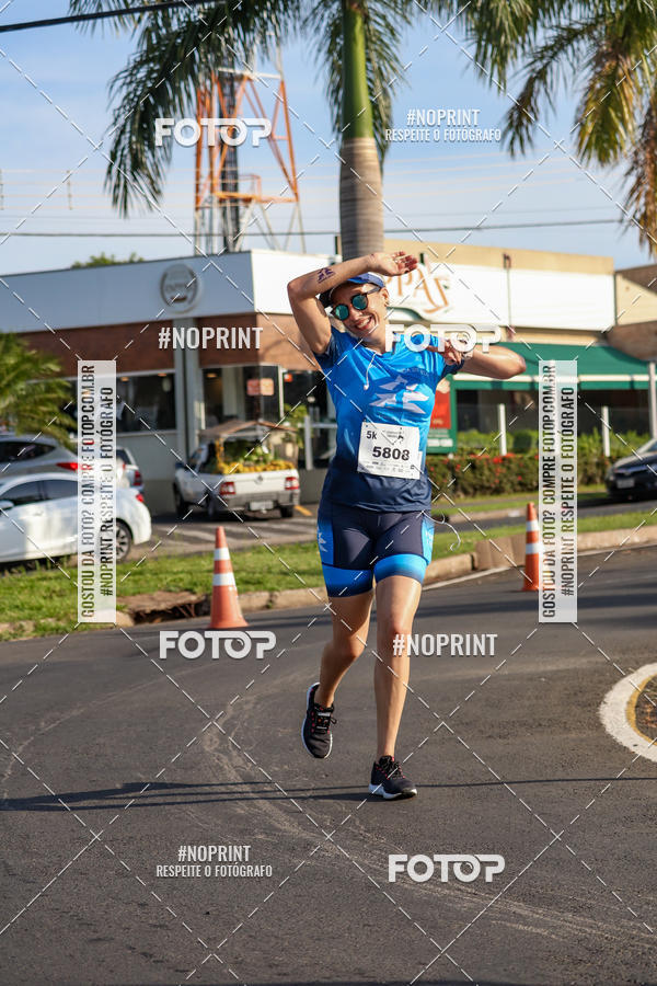 Buy your photos of the event11� Corrida Dahma on Fotop