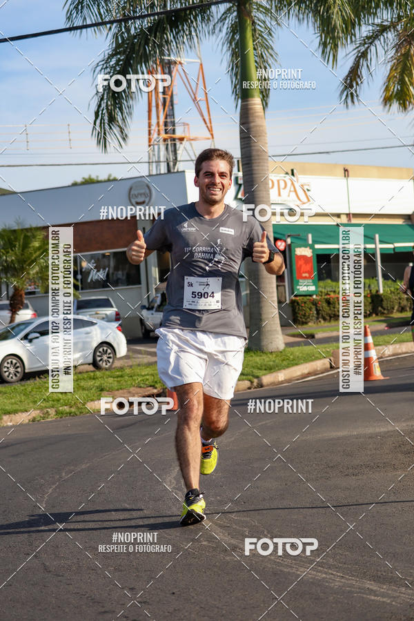 Buy your photos of the event11� Corrida Dahma on Fotop