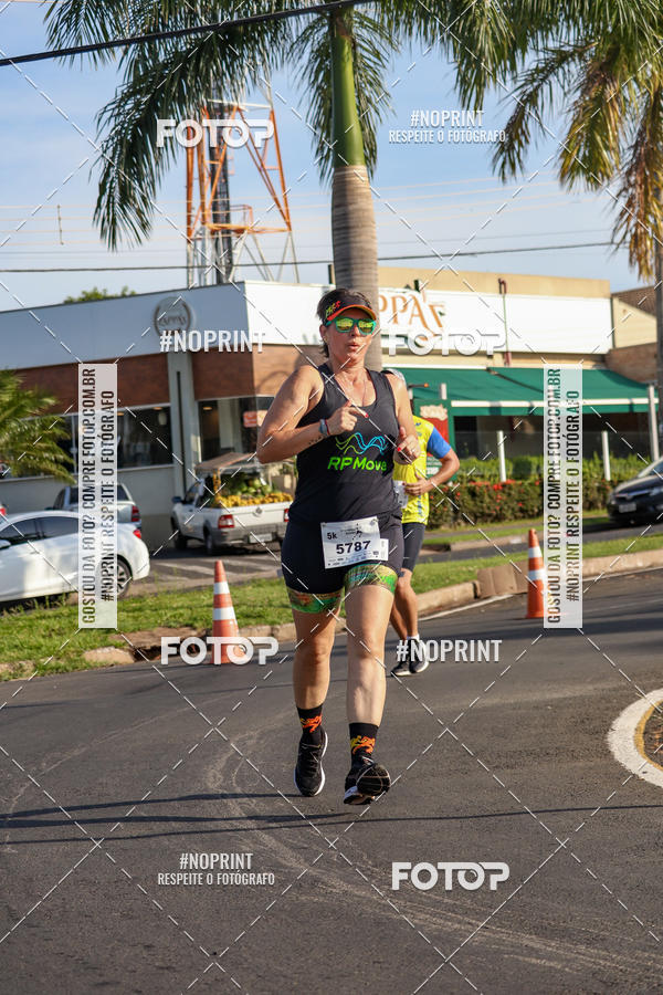 Buy your photos of the event11� Corrida Dahma on Fotop