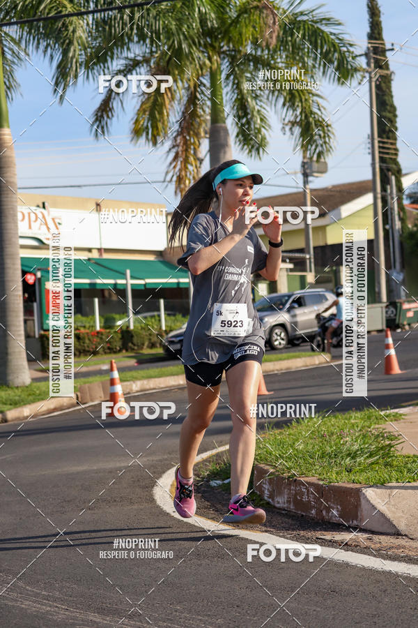 Buy your photos of the event11� Corrida Dahma on Fotop