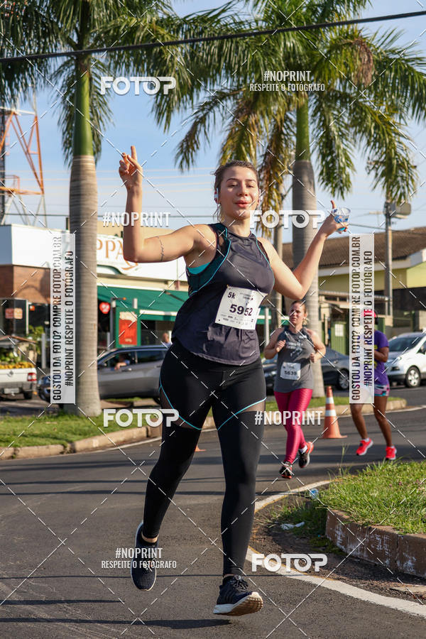 Buy your photos of the event11� Corrida Dahma on Fotop