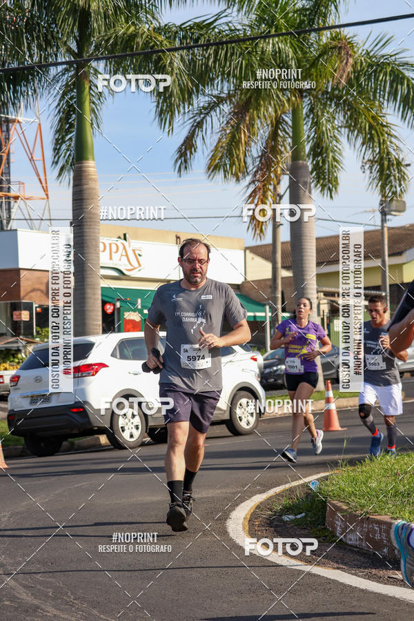 Buy your photos of the event11� Corrida Dahma on Fotop