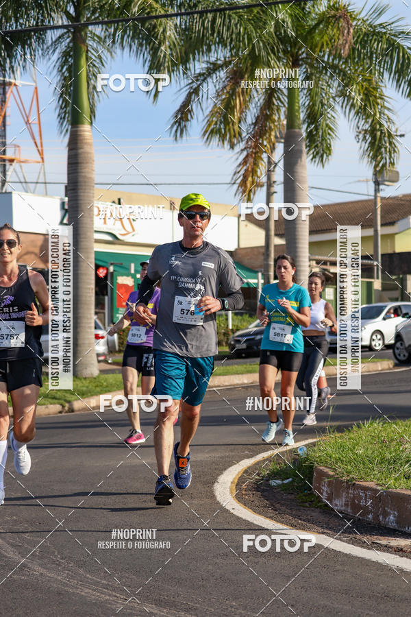 Buy your photos of the event11� Corrida Dahma on Fotop