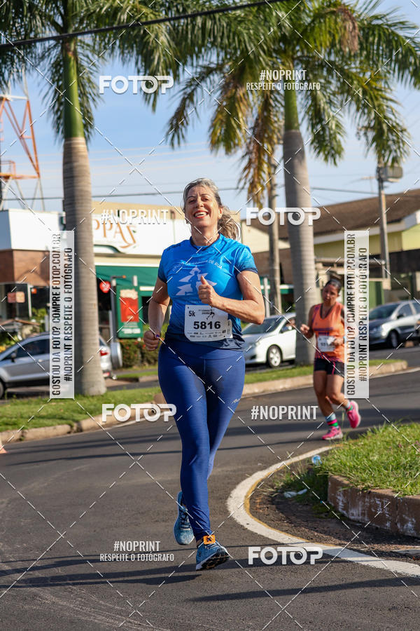 Buy your photos of the event11� Corrida Dahma on Fotop