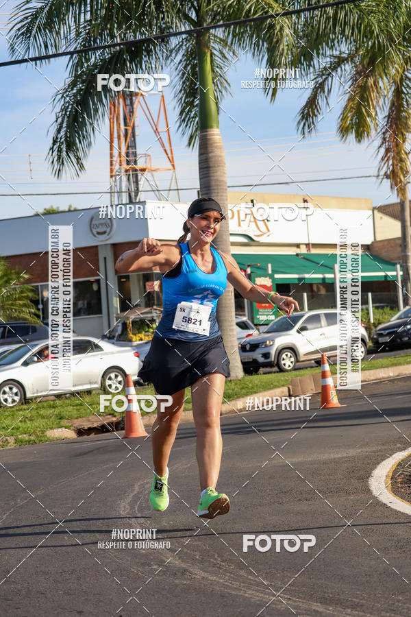 Buy your photos of the event11� Corrida Dahma on Fotop