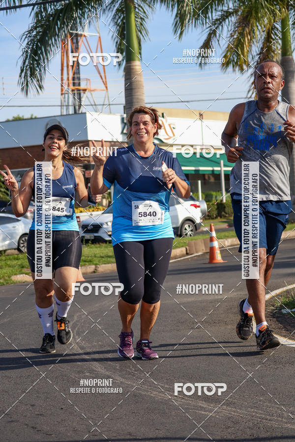 Buy your photos of the event11� Corrida Dahma on Fotop