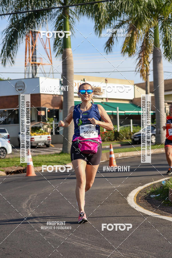 Buy your photos of the event11� Corrida Dahma on Fotop