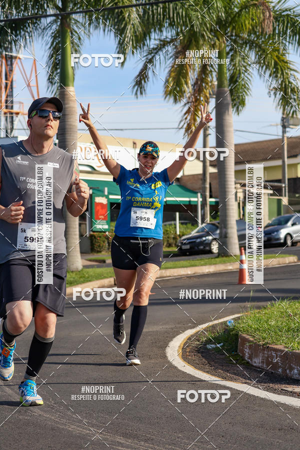 Buy your photos of the event11� Corrida Dahma on Fotop