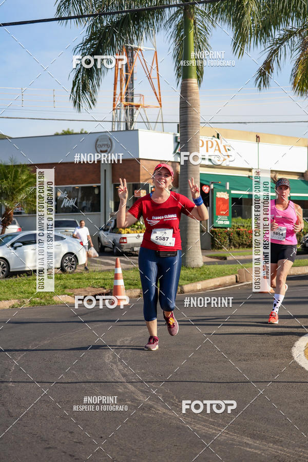 Buy your photos of the event11� Corrida Dahma on Fotop
