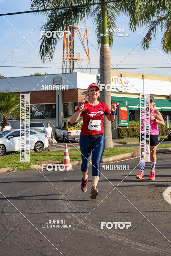 Buy your photos of the event11� Corrida Dahma on Fotop