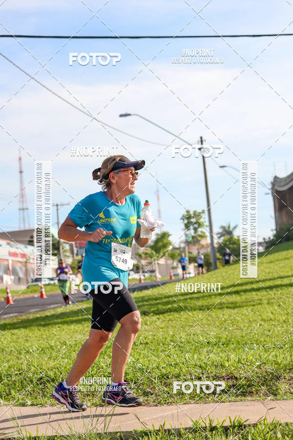 Buy your photos of the event11� Corrida Dahma on Fotop