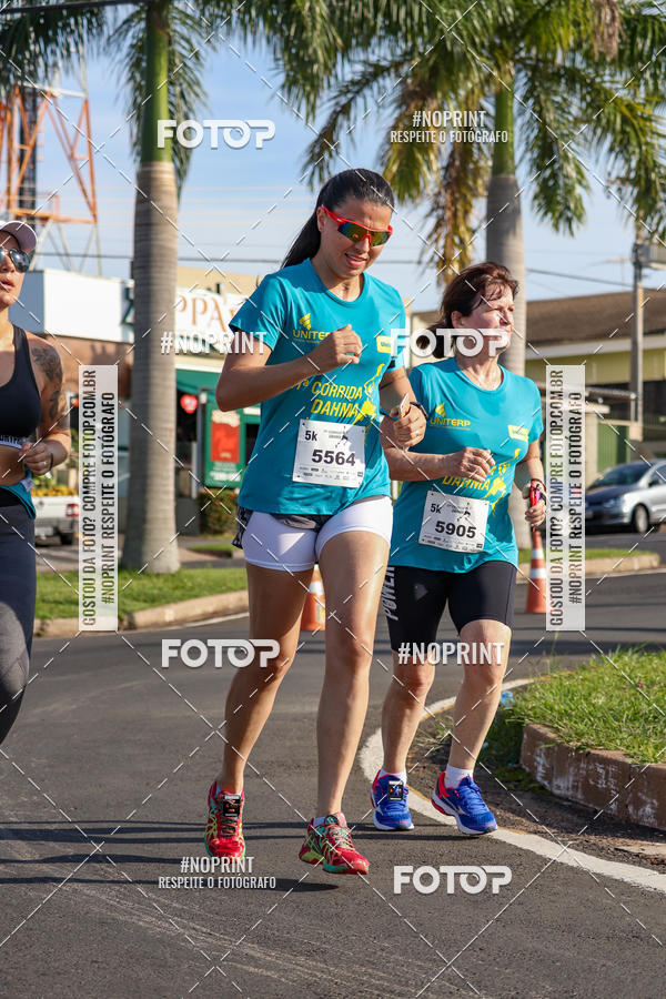 Buy your photos of the event11� Corrida Dahma on Fotop