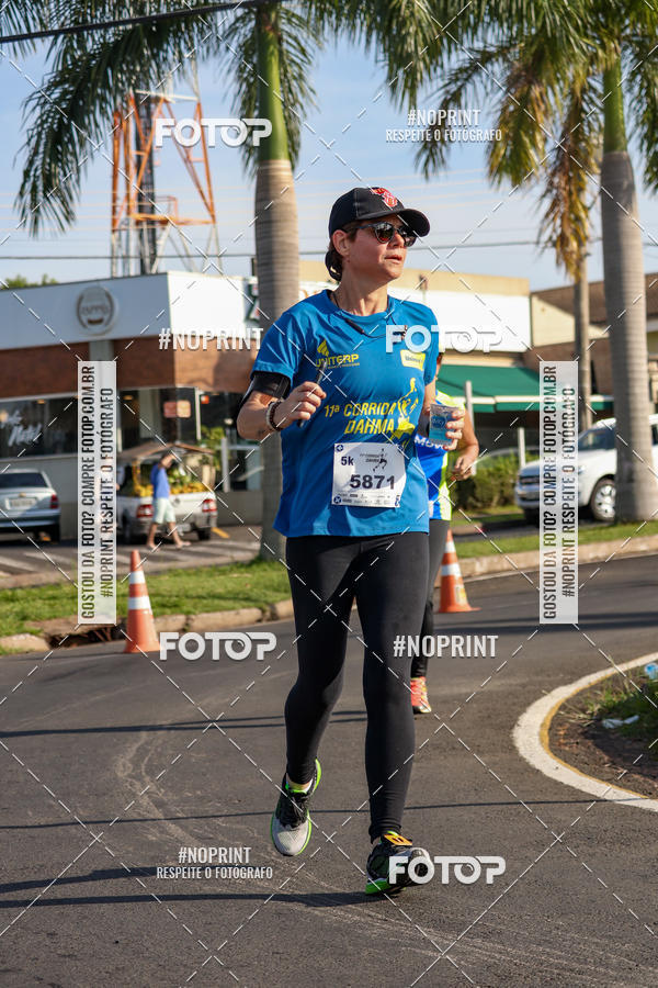 Buy your photos of the event11� Corrida Dahma on Fotop