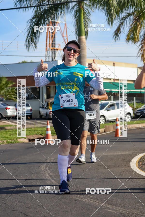 Buy your photos of the event11� Corrida Dahma on Fotop