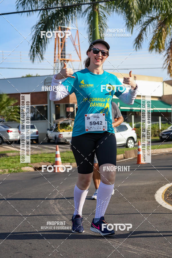 Buy your photos of the event11� Corrida Dahma on Fotop