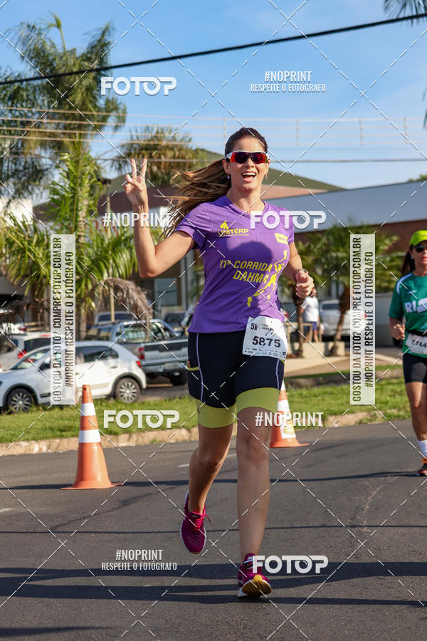 Buy your photos of the event11� Corrida Dahma on Fotop