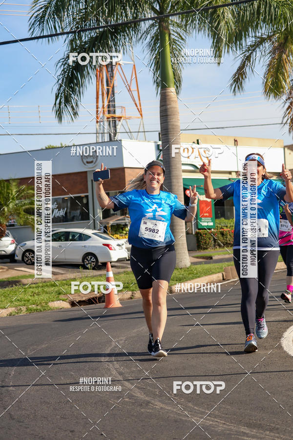 Buy your photos of the event11� Corrida Dahma on Fotop