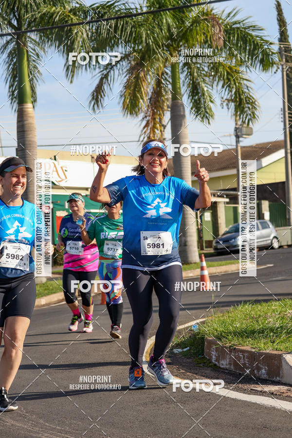 Buy your photos of the event11� Corrida Dahma on Fotop