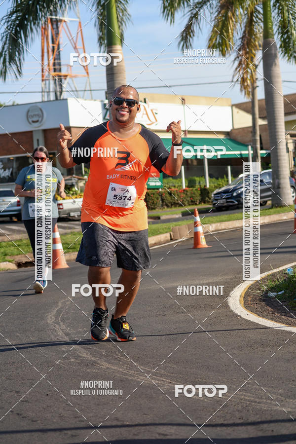 Buy your photos of the event11� Corrida Dahma on Fotop