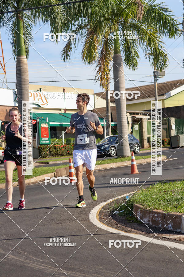 Buy your photos of the event11� Corrida Dahma on Fotop