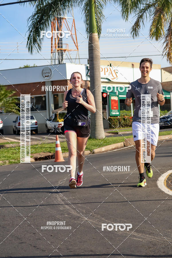 Buy your photos of the event11� Corrida Dahma on Fotop