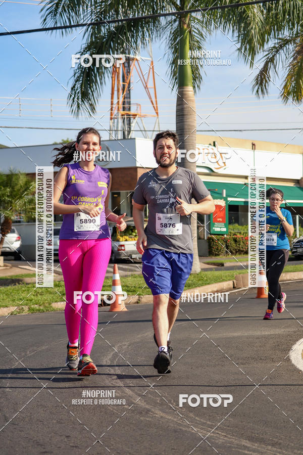 Buy your photos of the event11� Corrida Dahma on Fotop