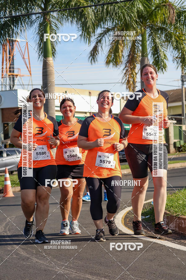 Buy your photos of the event11� Corrida Dahma on Fotop